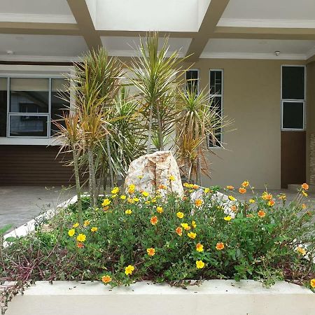 Danka@Taman Golf Residence Batam Ngoại thất bức ảnh
