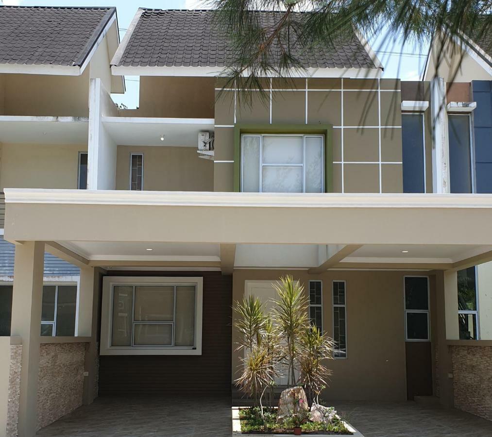 Danka@Taman Golf Residence Batam Ngoại thất bức ảnh